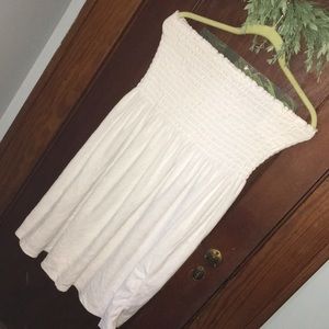 Stretchy white beach cover up